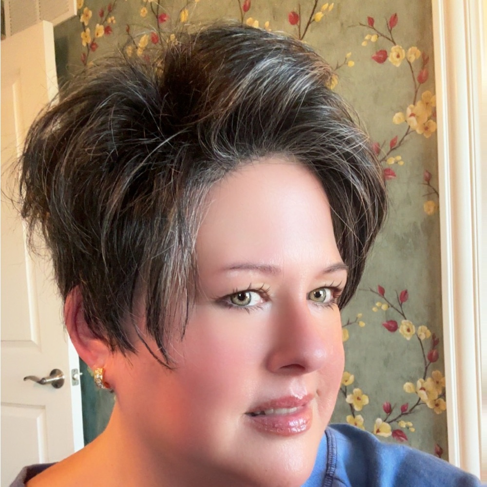 Jon Renau synthetic wig - Picture 2 of 8